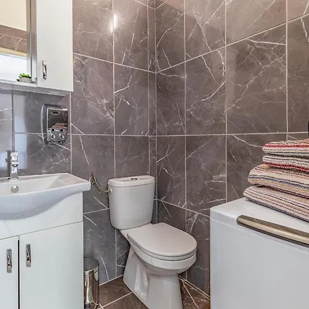 Apartament Gorgeous In With Wifi